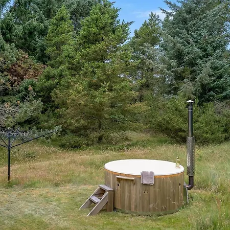 Thekla - 3km From The Sea By Interhome